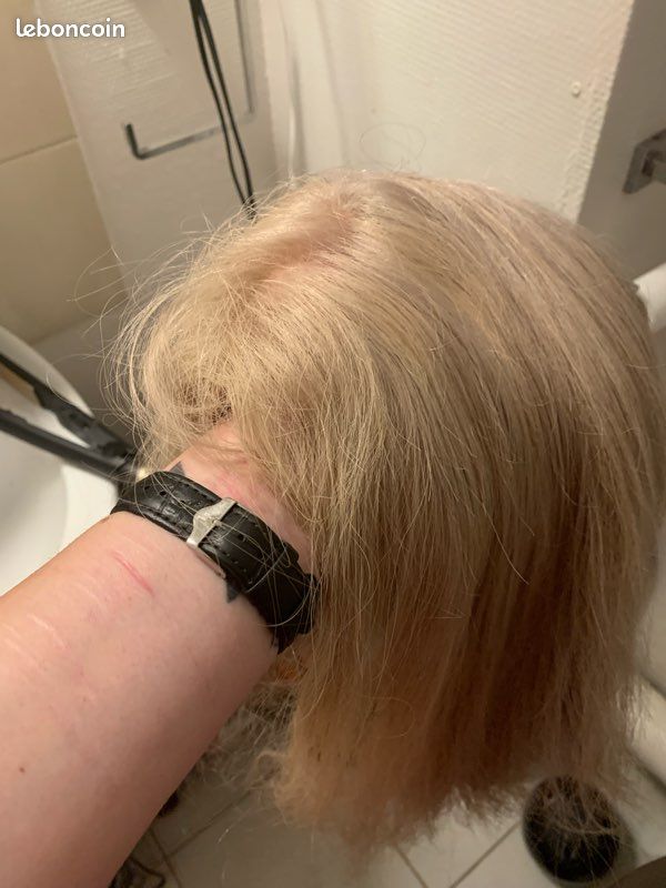Perruque blonde cheveux naturels (image 2)