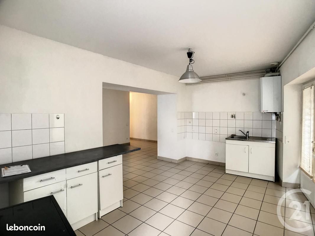 Appartement 3 pièces 67 m² · à Châtel-Guyon · 67 m² · 500 €/mois