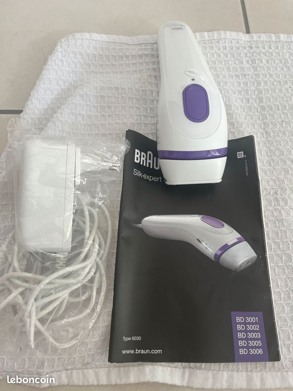 Épilateur à Lumière Pulsée Braun Silk Expert Pro 3 - Tête 3 Cm² - Jamais Utilisé