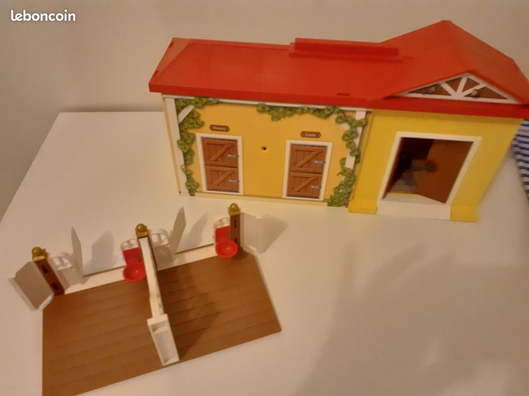 Playmobil écurie transportable (image 3)