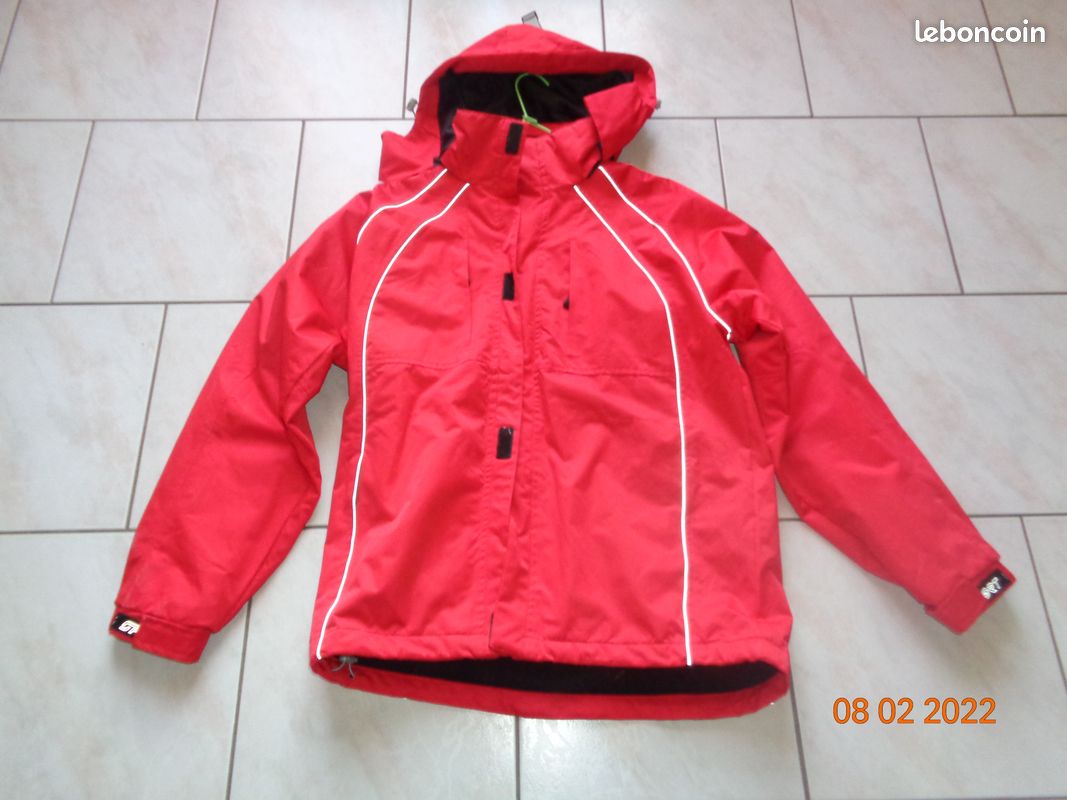 Blouson rouge doublé taille S (image 1)