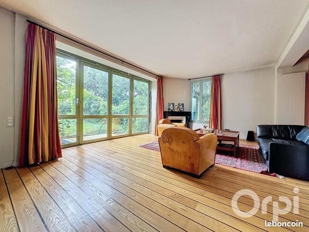 Maison 6 pièces 180 m² · à Châtillon · 180 m² · 990 000 €
