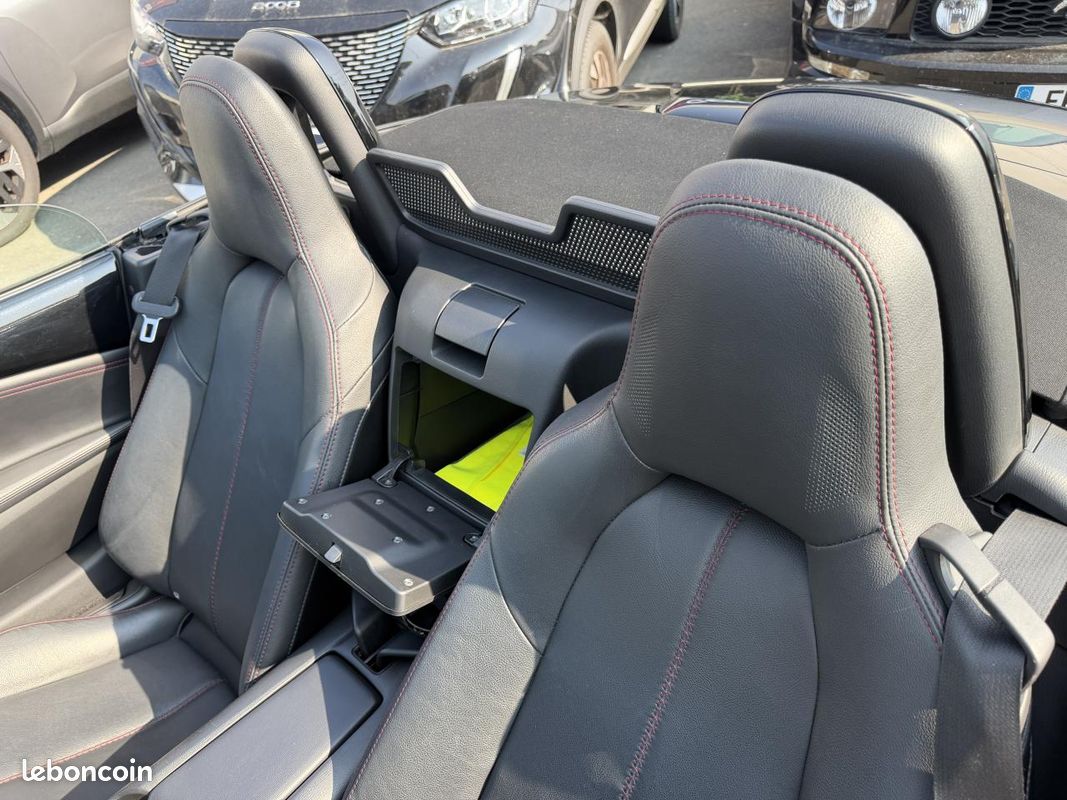 MAZDA MX-5 1.5 Skyactiv-G 131ch ROADSTER TOIT SOUPLE Dynamique - CarPlay - Sièges chauffants (image 14)