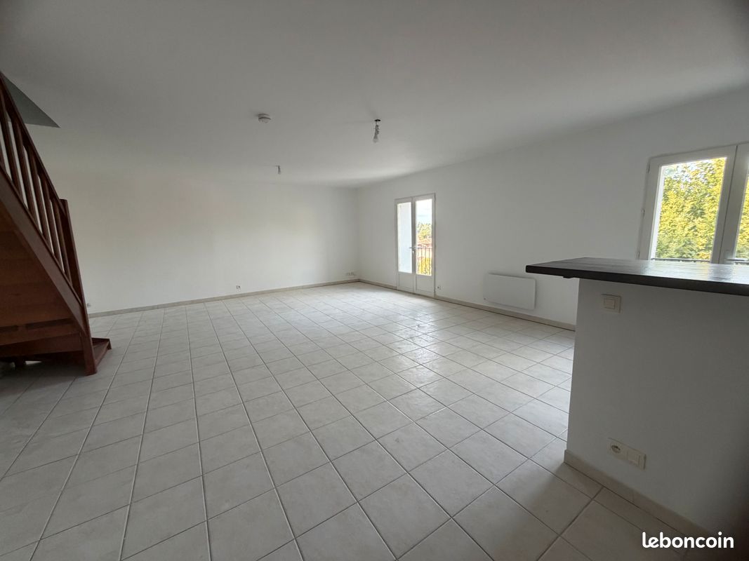 Appartement 4 pièces 92 m² · à Ginasservis · 92 m² · 165 000 €