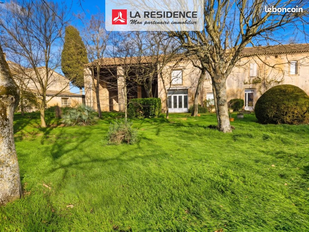 Maison 12 pièces 392 m² · à Castelnaudary · 392 m² · 299 000 €