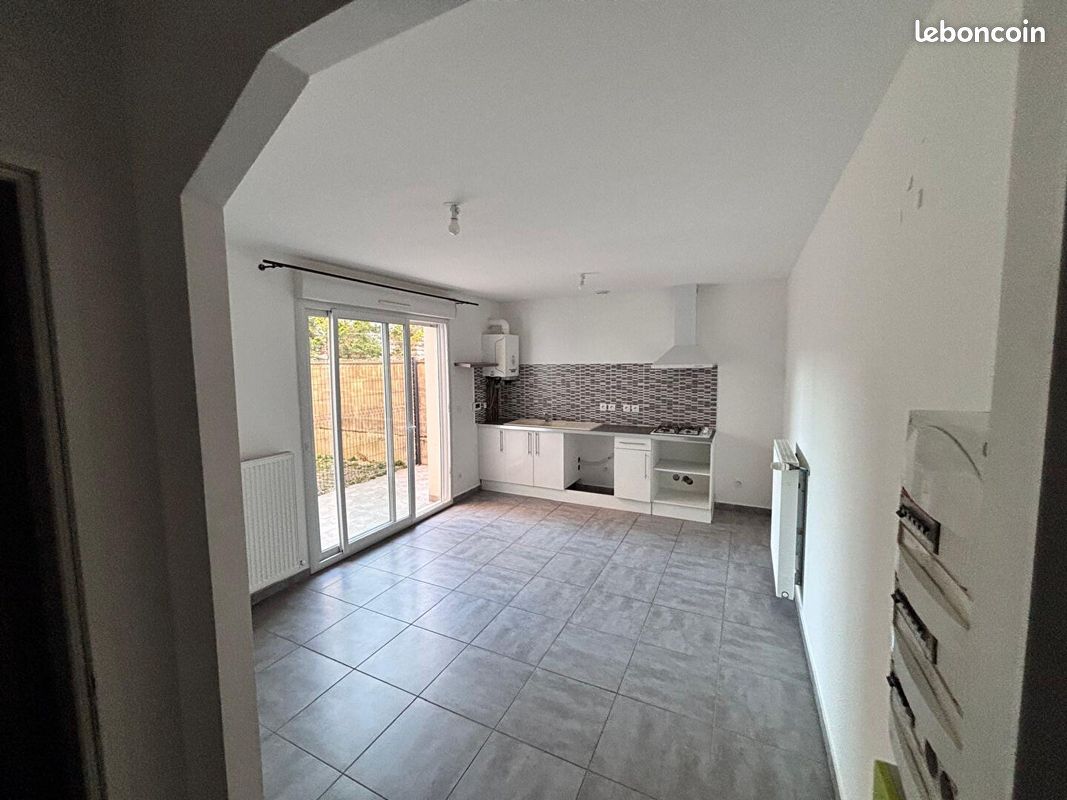 Appartement 1 pièce 25 m² · à Ambérieu-en-Bugey · 25 m² · 500 €/mois
