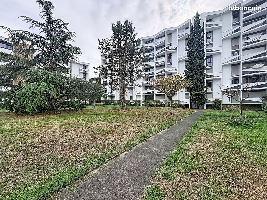 Appartement 4 pièces 80 m² · à Pessac · 80 m² · 198 000 €