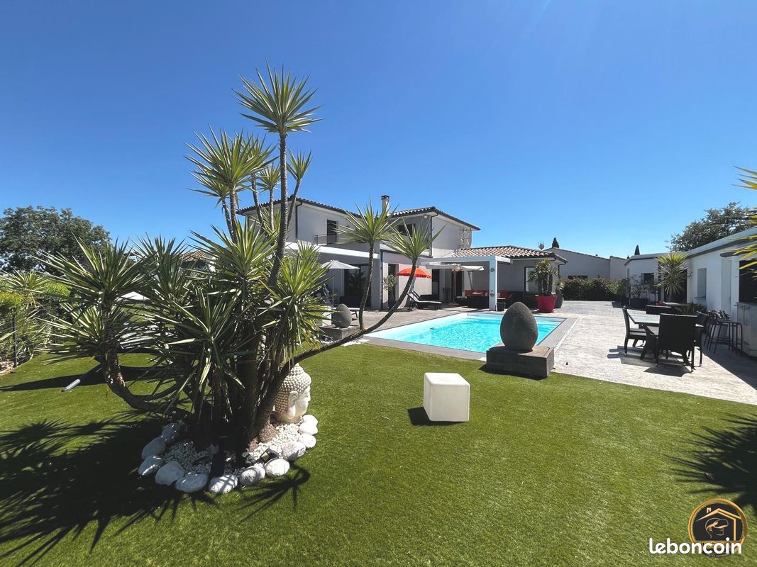 Maison 8 pièces 251 m² · à La Redorte · 251 m² · 725 000 €