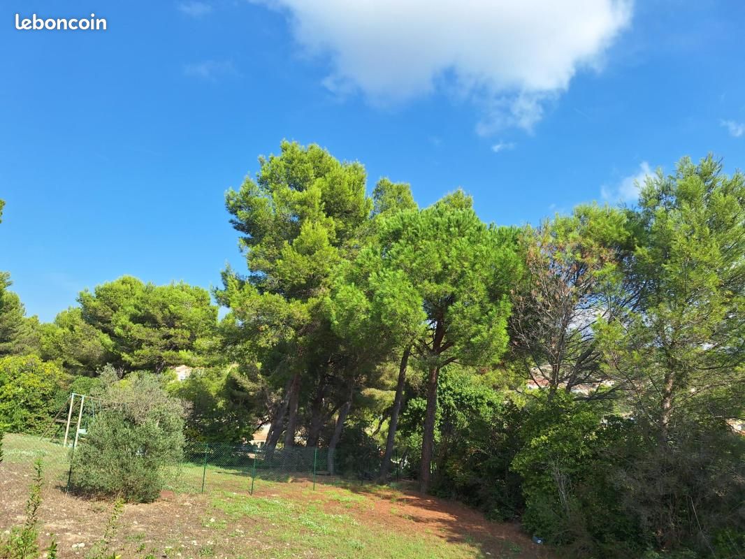 Terrain 420 m² · à Ensuès-la-Redonne · 350 000 €