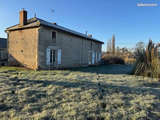 Maison 3 pièces 77 m² · à Pindray · 77 m² · 575 €