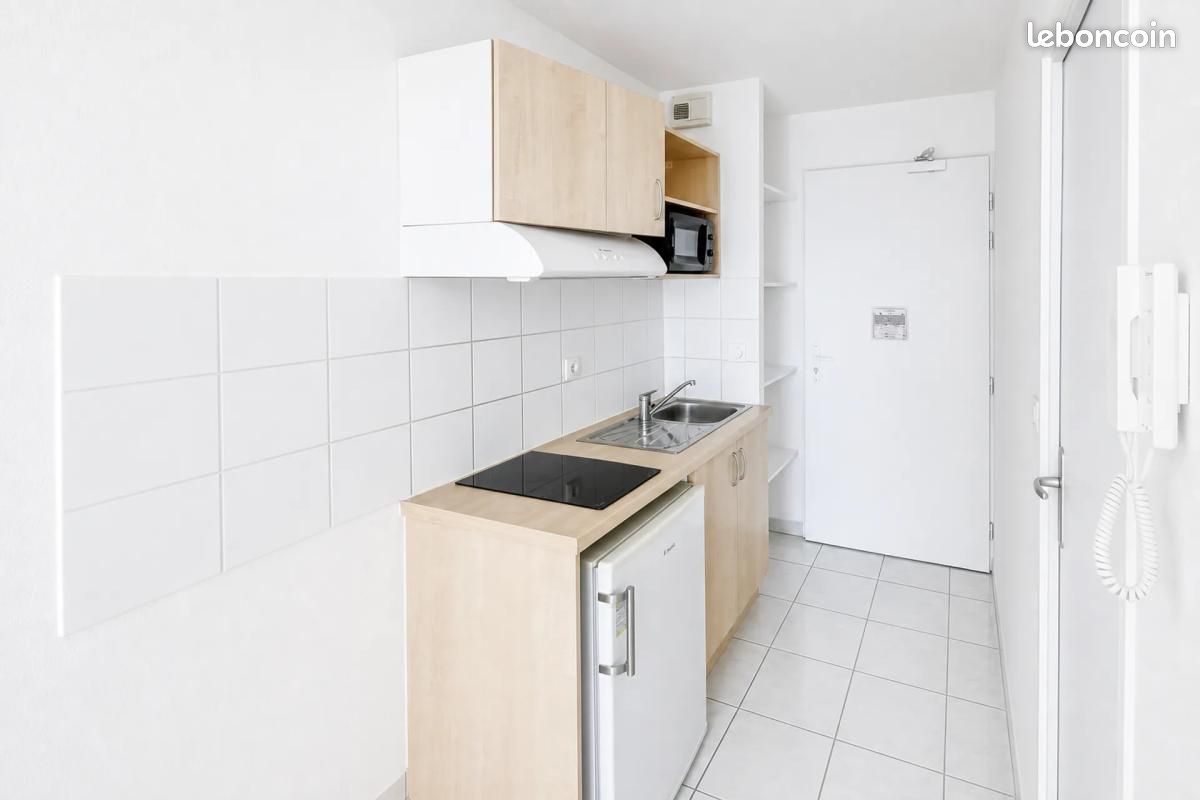 Studio 1 pièce 18 m² (image 4)