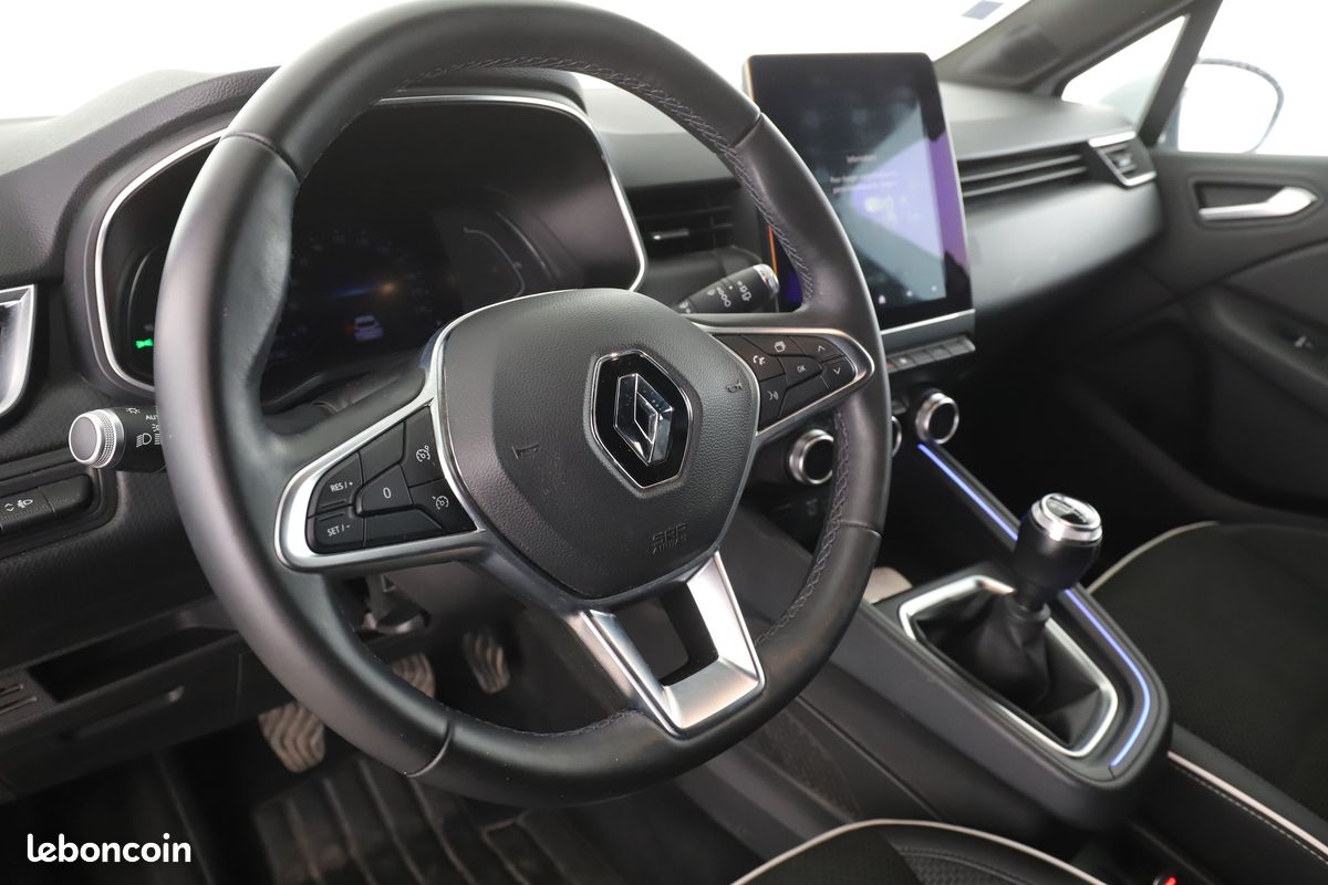 Renault Clio 1.5 Blue dCi Intens 115 ch (image 6)