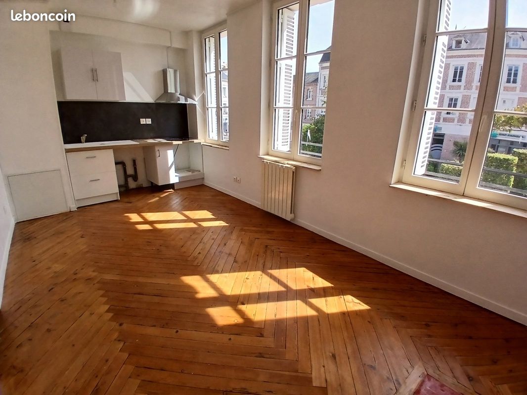 Appartement 3 pièces 45 m² · à Lillebonne · 45 m² · 490 €/mois
