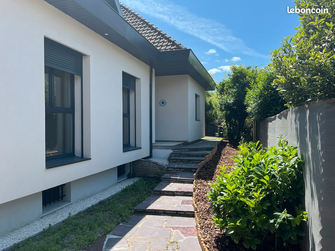 Maison 6 pièces 135 m² · à Sainte-Geneviève-des-Bois · 135 m² · 400 000 €
