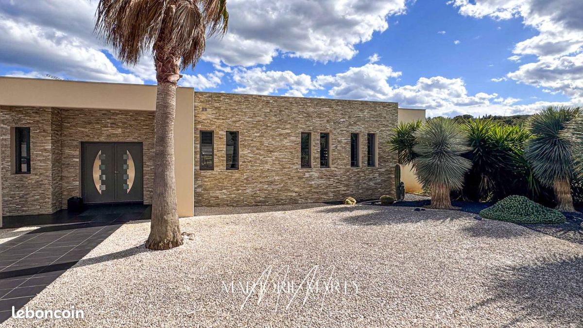 Maison 6 pièces 380 m² · à Narbonne · 380 m² · 1 370 000 €