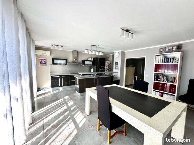 Appartement 4 pièces 105 m² · à Marseille · 105 m² · 289 000 €