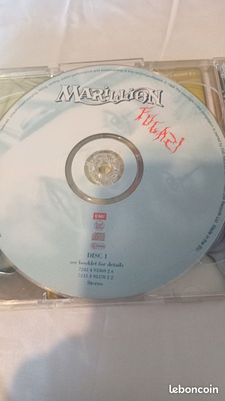 Lot Marillion " fugazi " 1 double cd + 1 carte postale " assassing " + 1 tee-shirt brodé main (image 6)