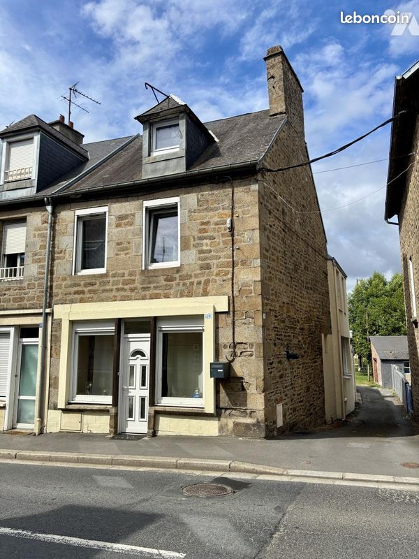 Maison 4 pièces 136 m² · à Vire Normandie · 136 m² · 152 000 €