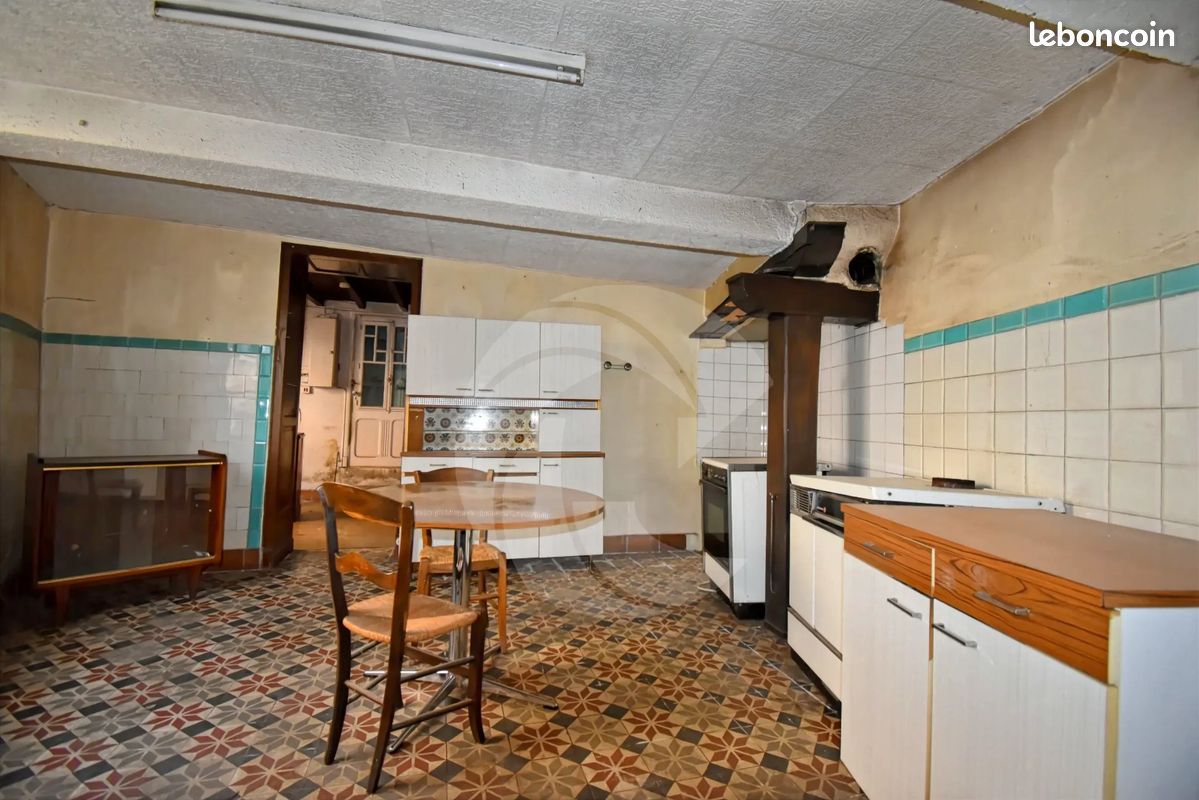 Maison 5 pièces 108 m² · à Nègrepelisse · 108 m² · 50 000 €