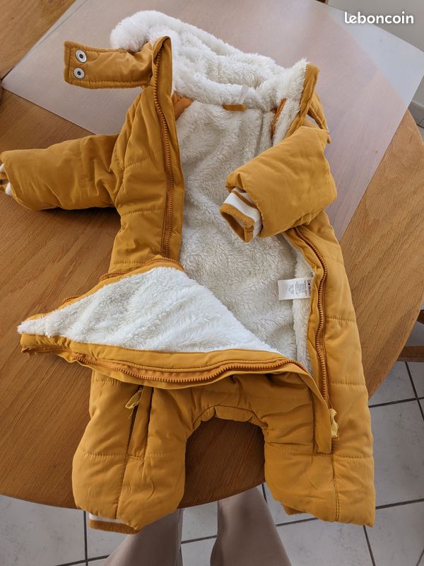 Combinaison bébé 6 mois (image 1)