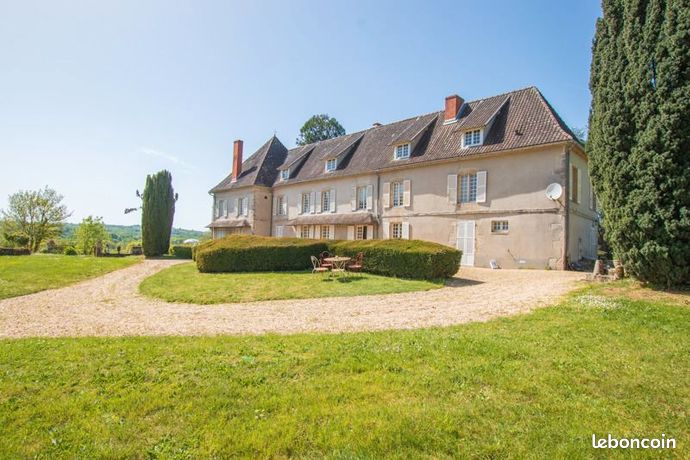 Maison 14 pièces 430 m²