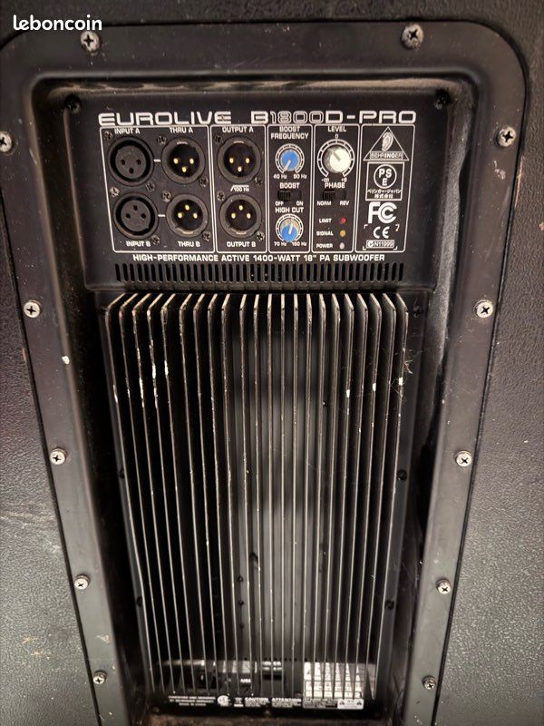 Caisson basses actif 18” Behringer B1800 Pro Eurolive Photo