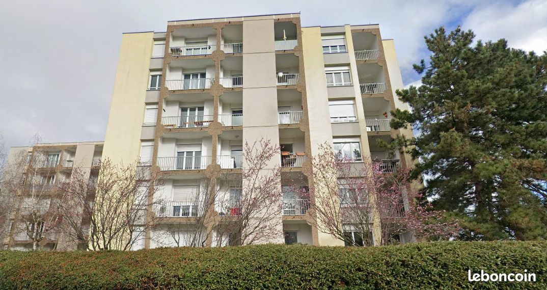 Appartement 3 pièces 68 m² · à Saint-Étienne · 68 m² · 538 €