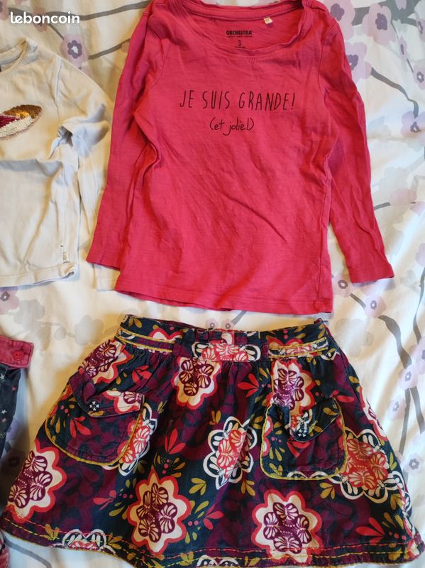 Lot 3 jupes dpam et 3 t-shirts fille 3 ans (image 2)