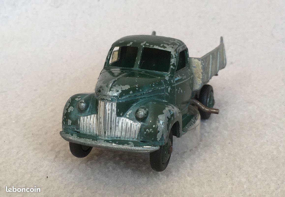 Camion Benne Dinky Toys Angleterre - Entrepreneur Réf 25 B - 38/48 - Bon état