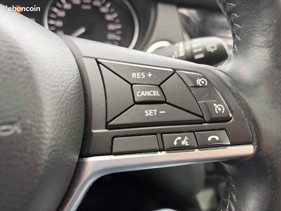 NISSAN QASHQAI 1.2 dig-t 115 tekna xtronic (image 20)