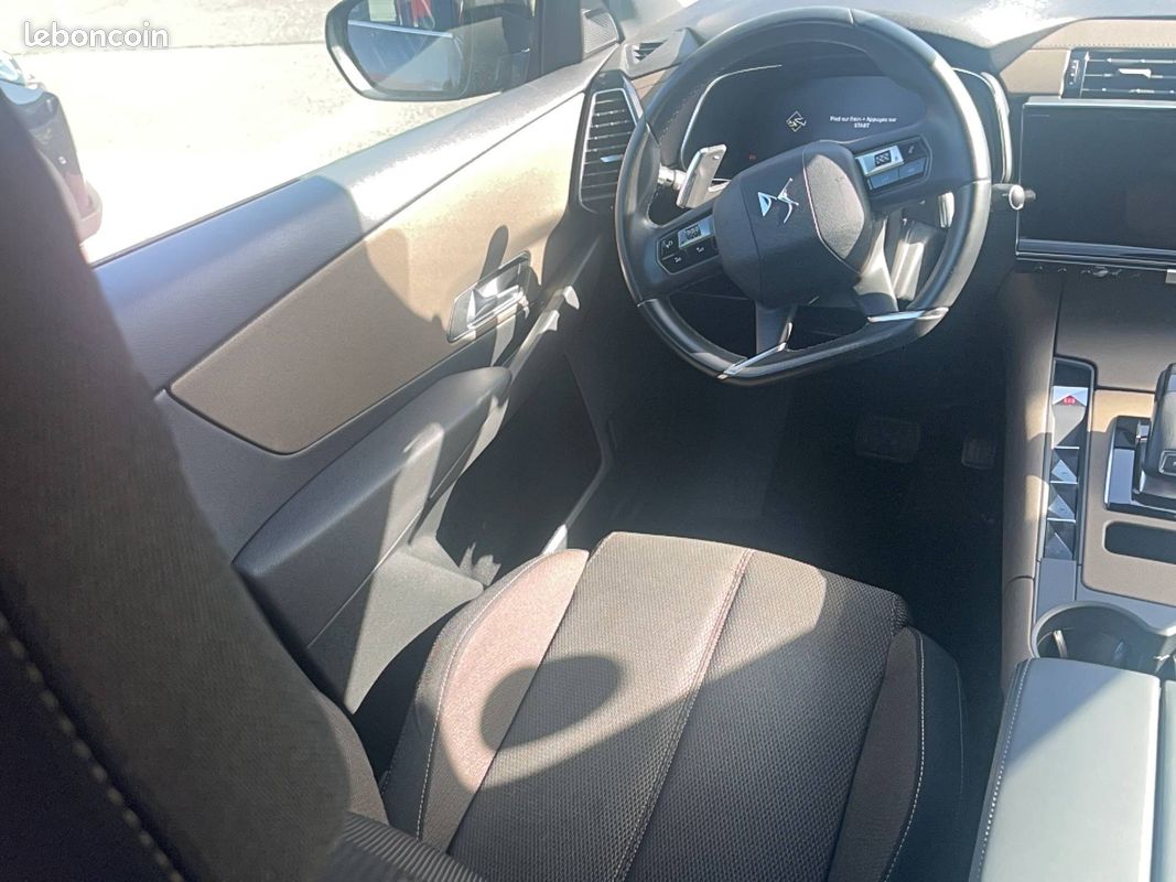 DS DS7 Crossback BlueHDi 130 EAT8 Bastille+ (image 9)