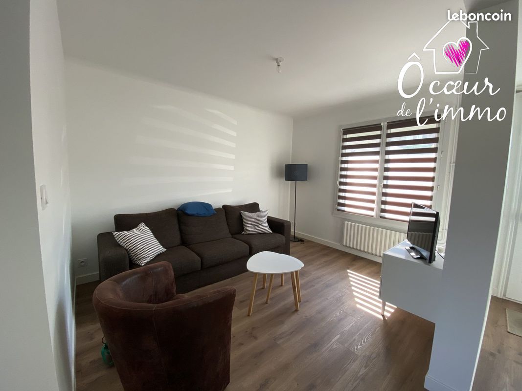 Maison 5 pièces 96 m² · à Cholet · 96 m² · 883 €
