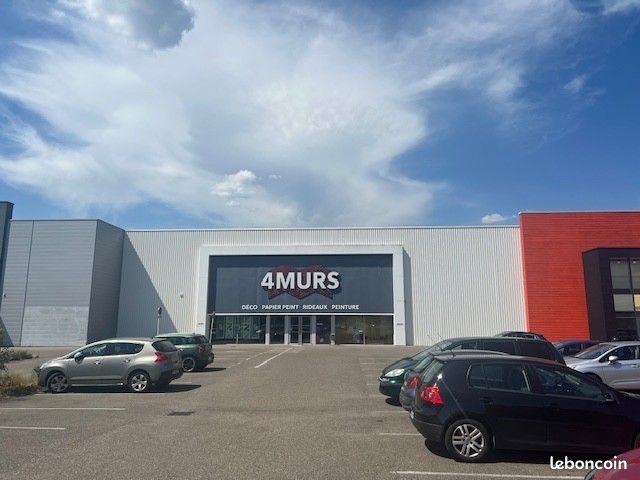 Local 1656 m² KINGERSHEIM (image 1)