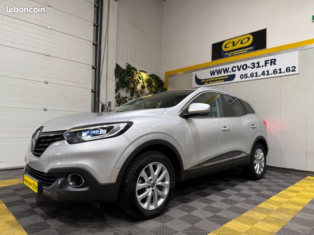 Renault Kadjar 1600Dci 130cv 6 vitesses Pratiquement 1er Main Finition Intense 2016 Camera + 6Vitesses + Moteur a chaine de distribution .+ Carte Mains Libres (image 1)