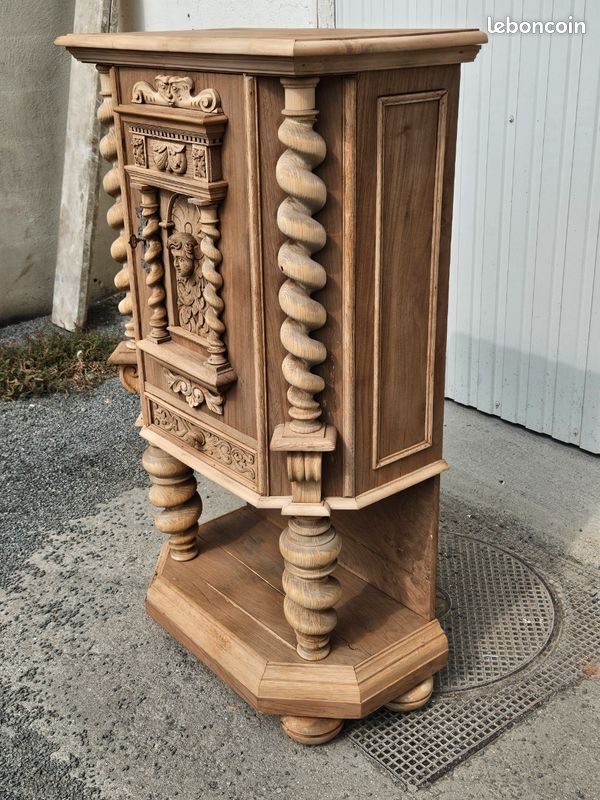Cabinet de style Renaissance à décor religieux – XIXe siècle (image 5)