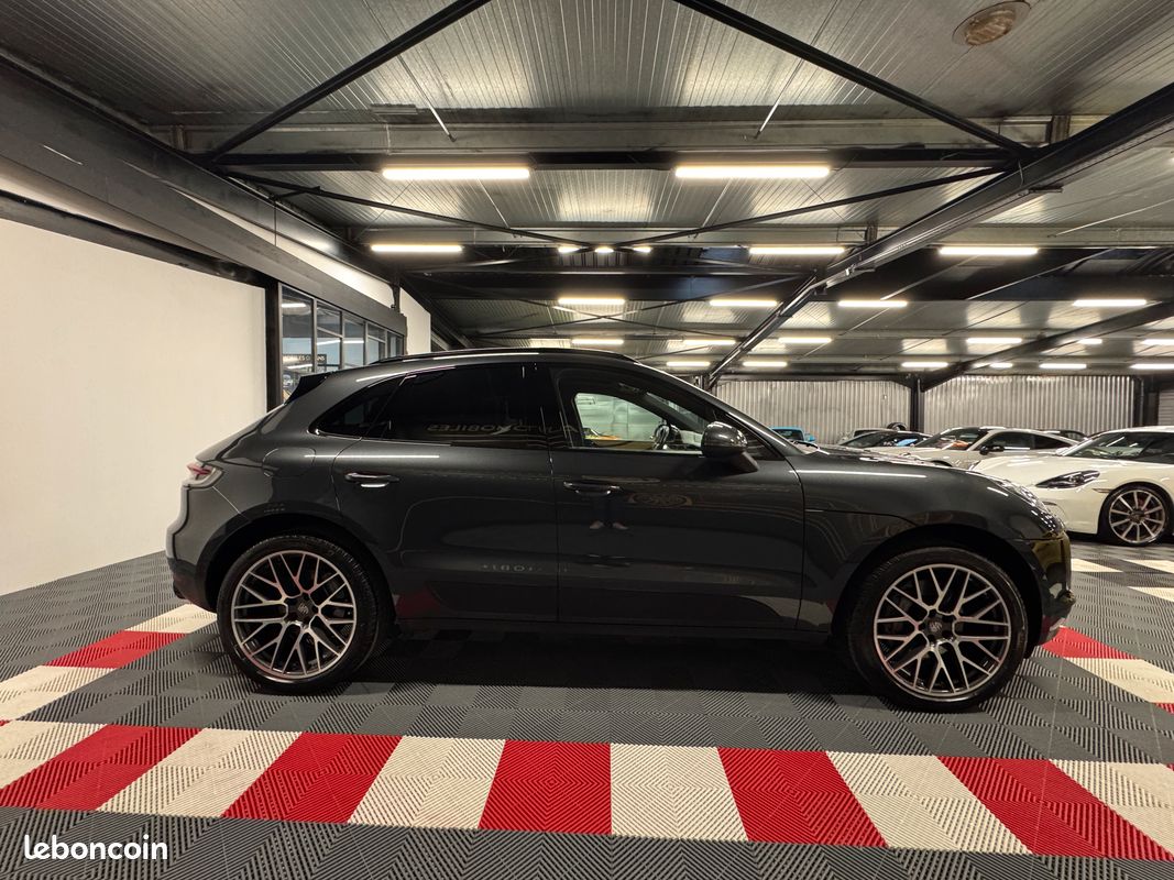 PORSCHE MACAN S 3.0L 354 CH – Gris Volcano – PASM / BOSE / Toit ouvrant (image 3)