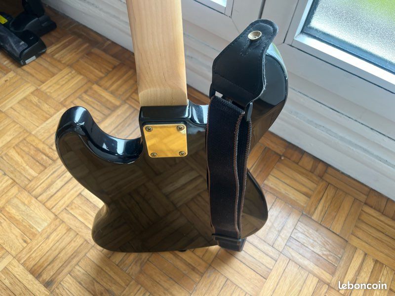Rockson electric bass (image 4)