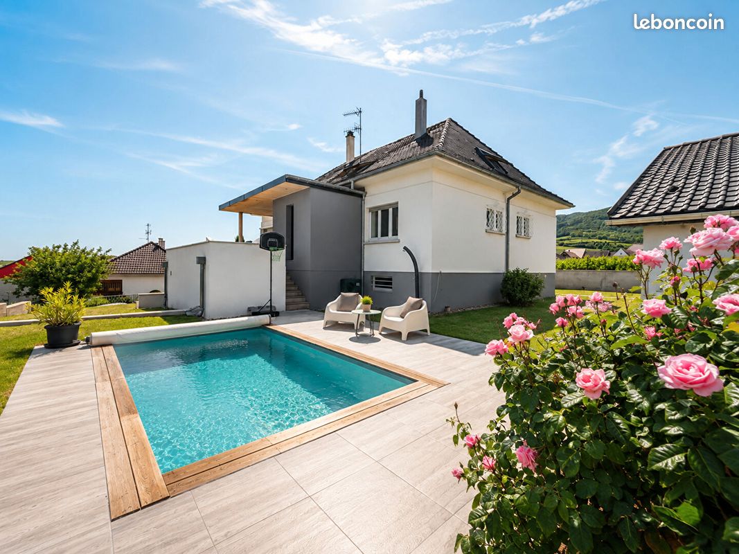 Maison 8 pièces 180 m² · à Wettolsheim · 180 m² · 683 000 €