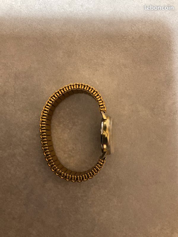 Montre-bracelet pour femme avec bracelet en ambre de cognac à la main - nouveau