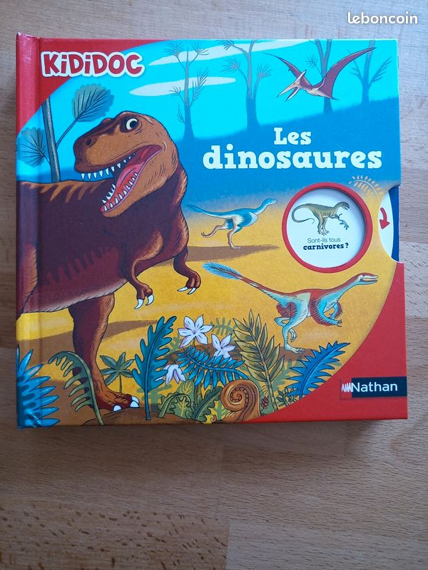 Livre kididoc "Les dinosaures" (image 2)