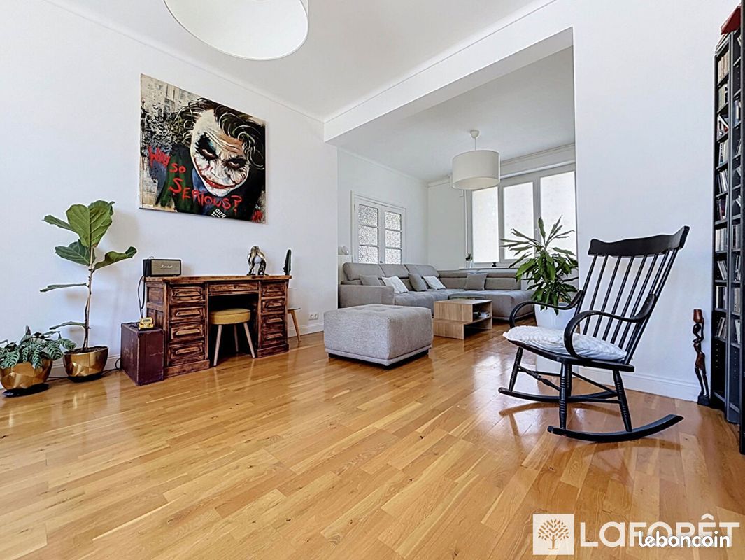 Maison 7 pièces 182 m² · à Bailleul · 182 m² · 420 000 €