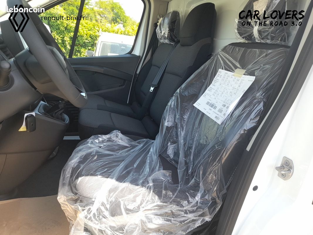 Renault trafic fg blue dci 130 l1h1 3t gsr2 advance (image 11)