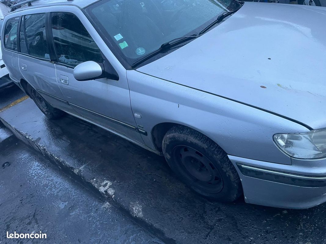 Moteur Peugeot 406 Phase 2 - 2.0 HDI 8V Turbo - Occasion Fonctionnel - Réf. 20923415