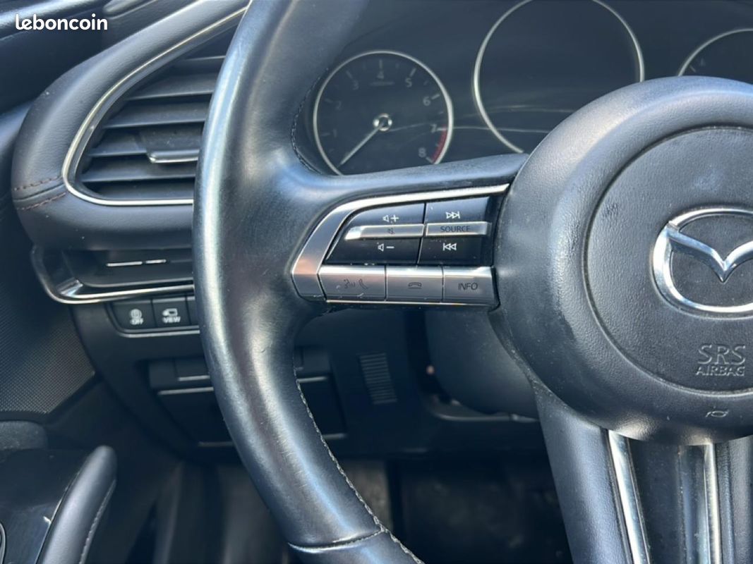 MAZDA MAZDA 3 2.0 e-skyactiv-g m-hybrid 122 business executive bva 2022 (image 16)