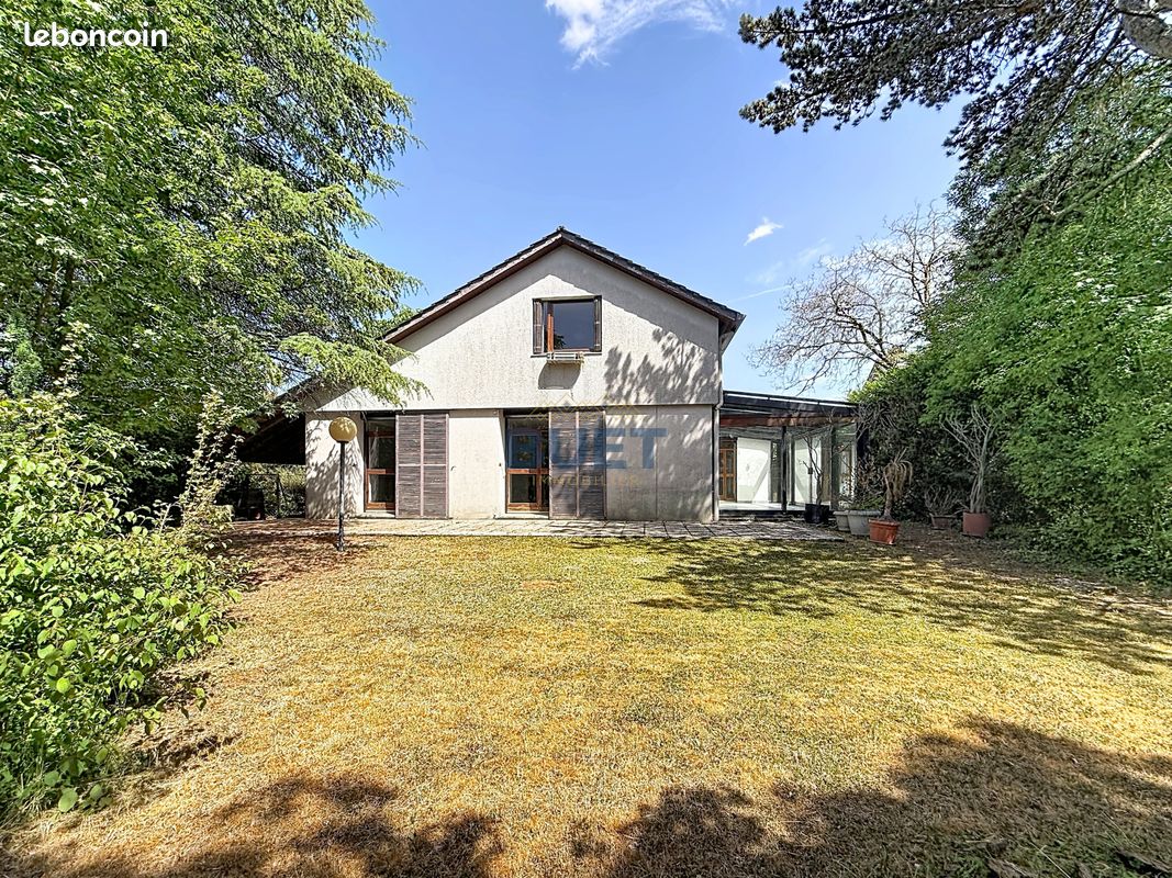 Maison 8 pièces 232 m² · à Talant · 232 m² · 490 000 €