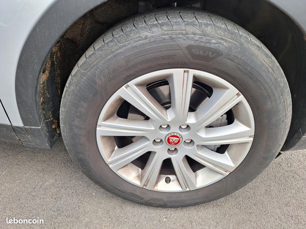 Jaguar e-pace 2.0 d150 150 s awd bva (image 22)