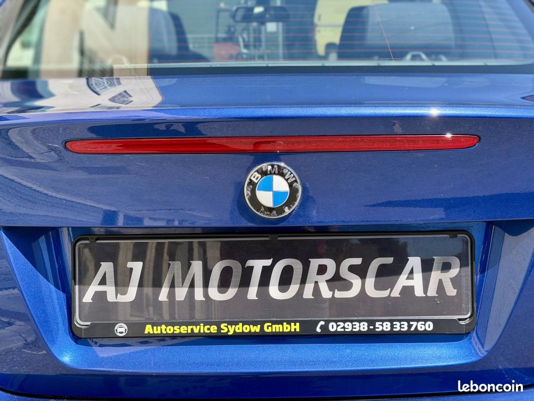 BMW SéRIE 1 COUPé 125i 3.0L 6 cylindres - Boîte manuelle - Montego Blue (image 40)