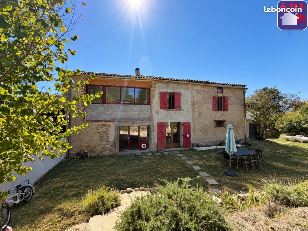 Maison 7 pièces 225 m² · à Coussa · 225 m² · 297 500 €
