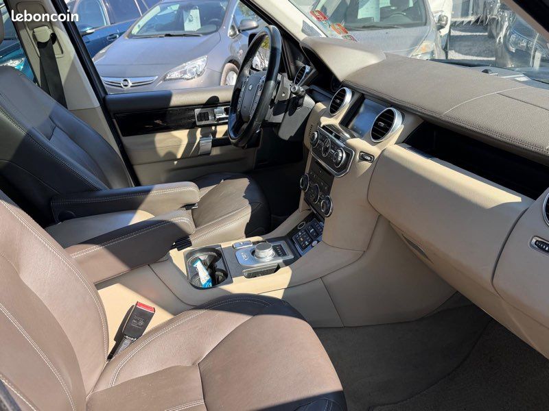 Land Rover Discovery 4 3.0 D 210 TDV6 HSE 7 places (image 3)