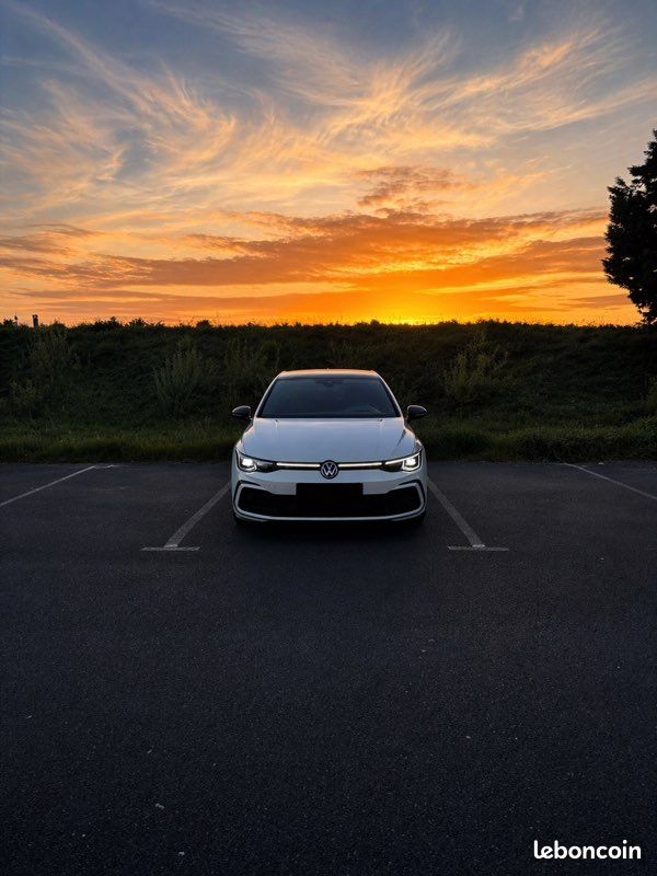 Volkswagen golf 8 r line - Voitures